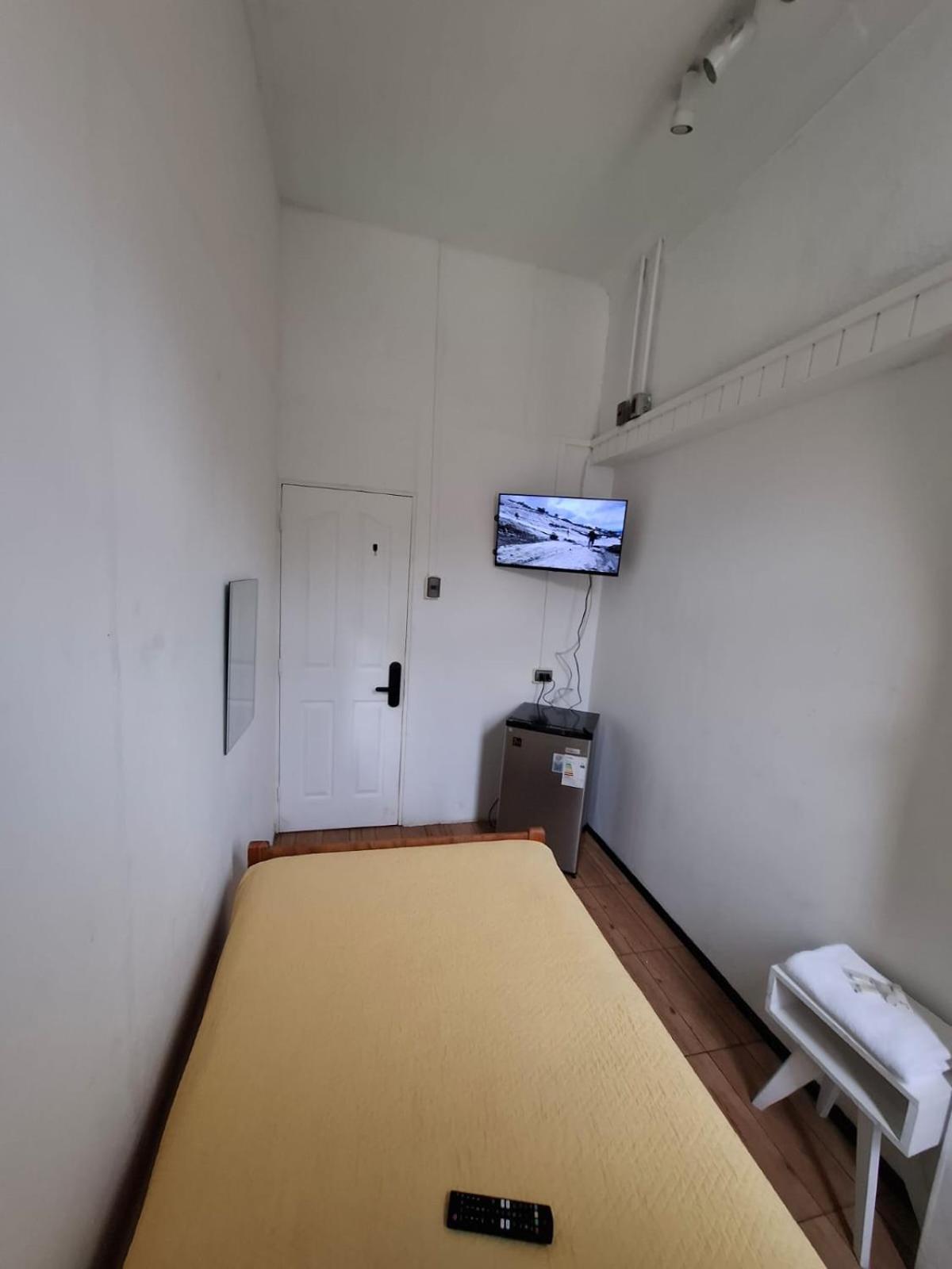 Voy Hostales - Poniente Vina del Mar Room photo